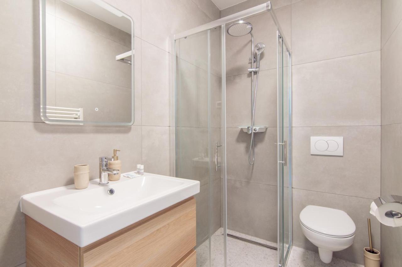 The Rose Garden Apartments Порторож Екстер'єр фото