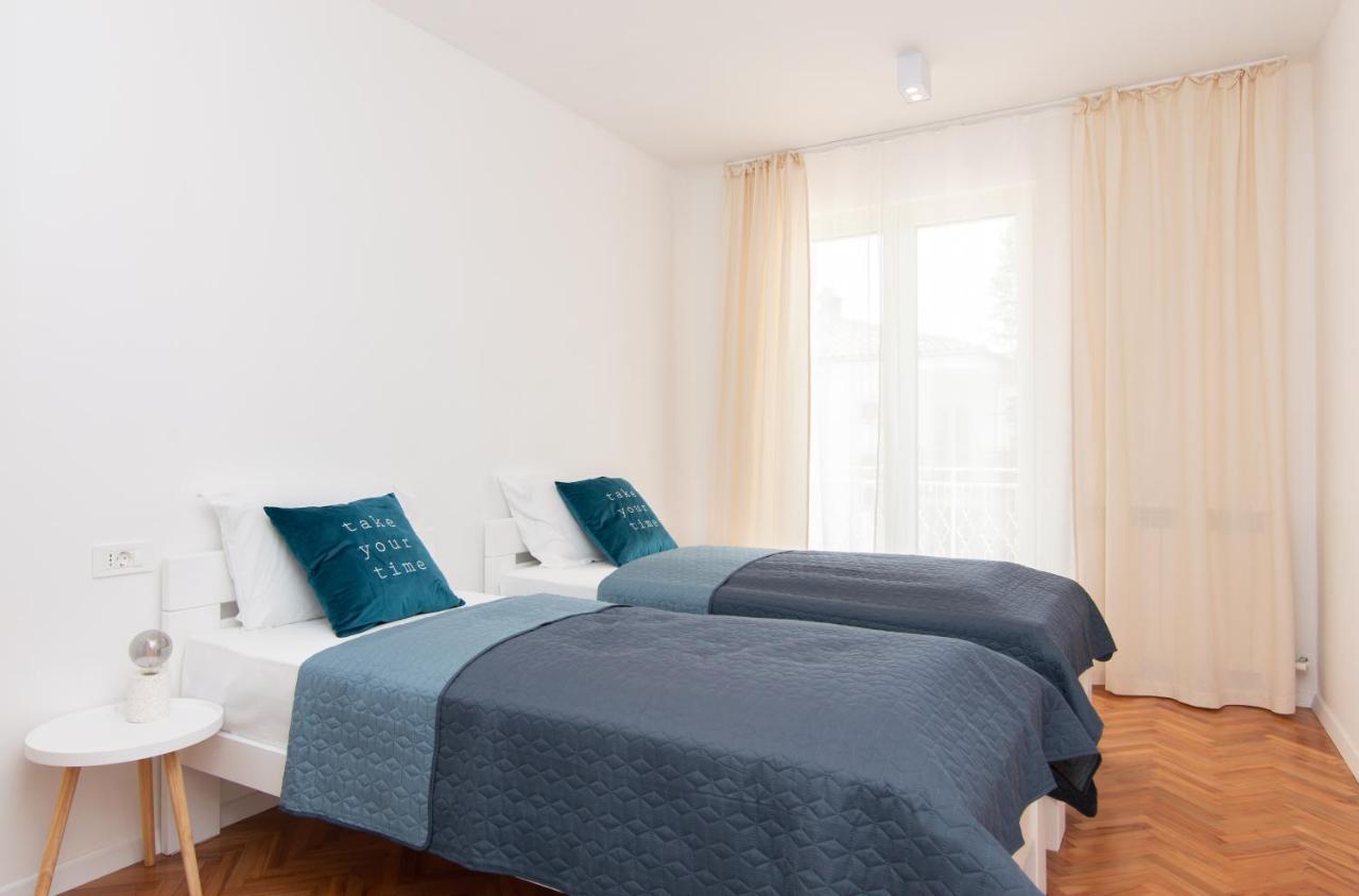 The Rose Garden Apartments Порторож Екстер'єр фото